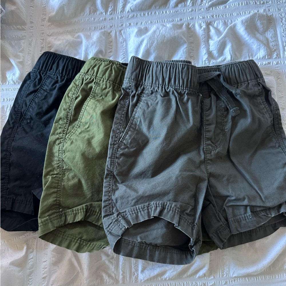 Old Navy Set of 3 Shorts 12-18 Months